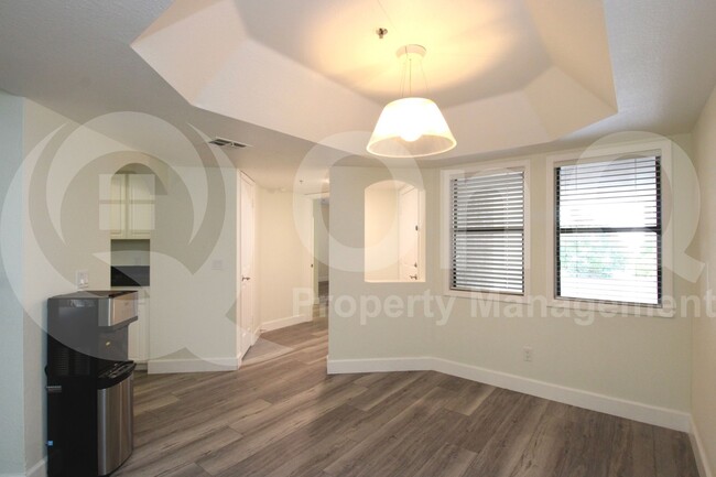 Building Photo - 5104 N 32nd St