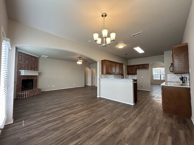 Building Photo - Large Two Story 5 Bedroom Home in Frenship Schools!