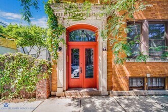 Building Photo - 2774 N Kenmore Ave