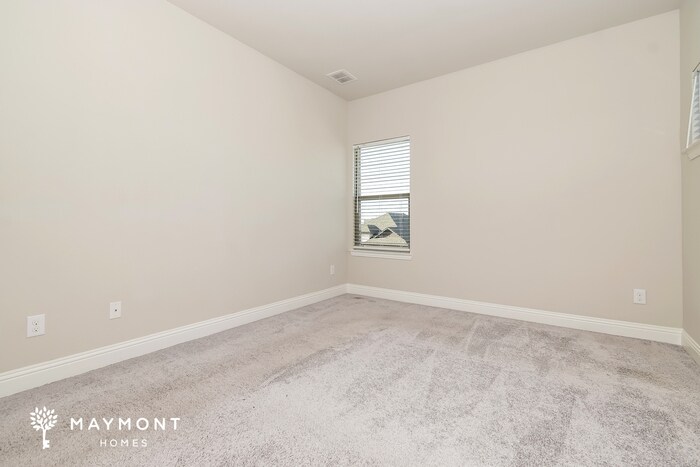 Building Photo - 1502 Derby Dr