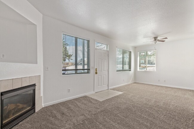 Building Photo - 1080 S Walden Way