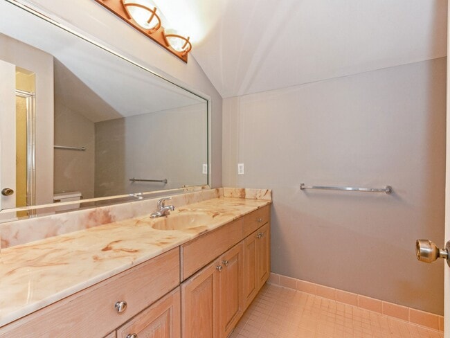 Building Photo - 1821 Argosy Ct