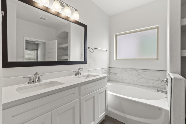 Building Photo - 7352 Frostline Pl