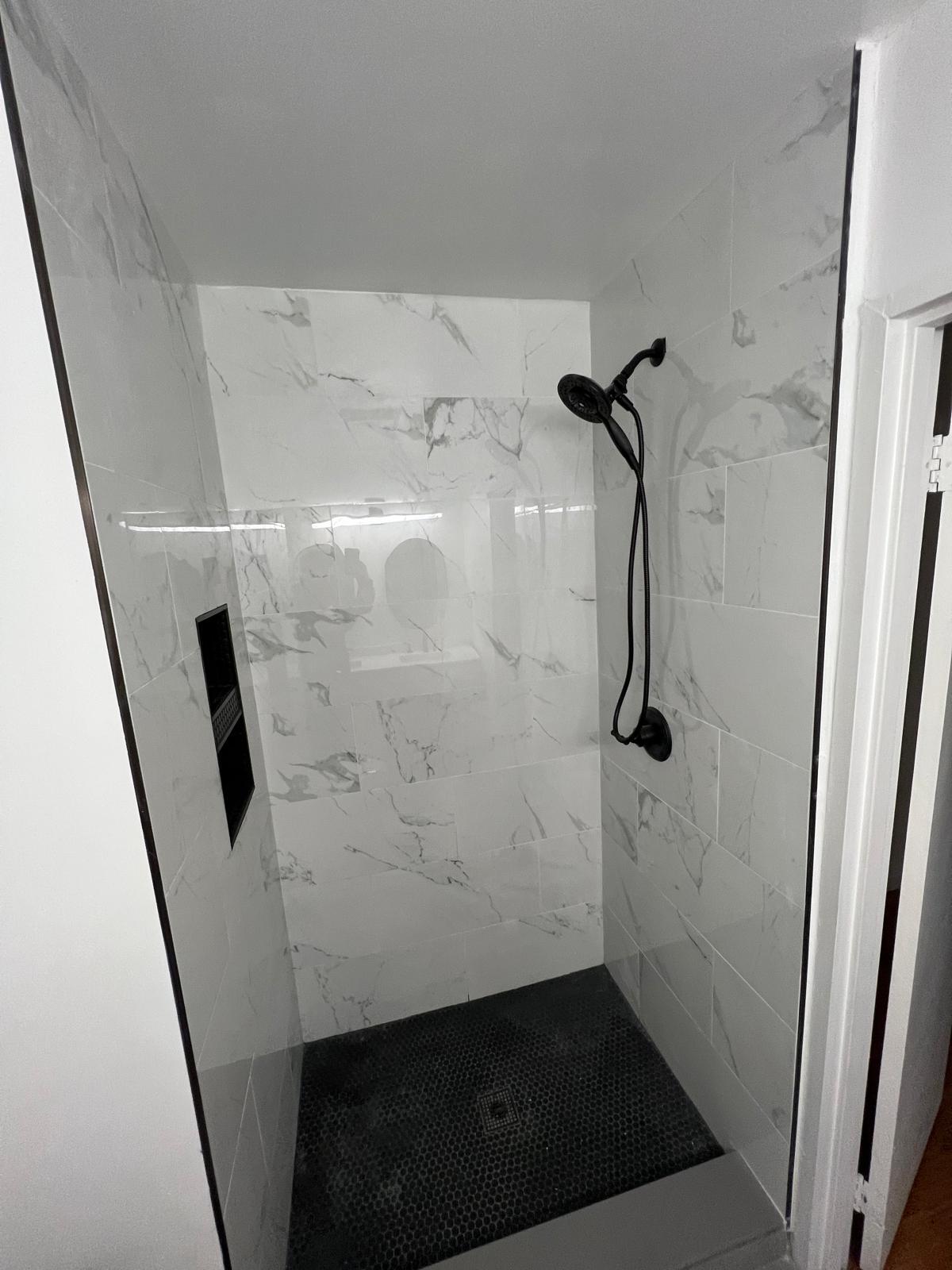 Building Photo - 246 Fir Tree Ct