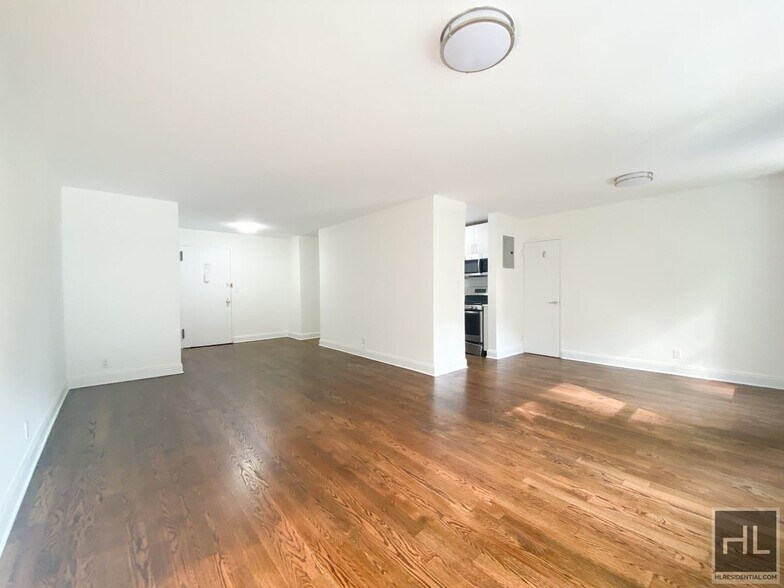 Building Photo - East 88 Street