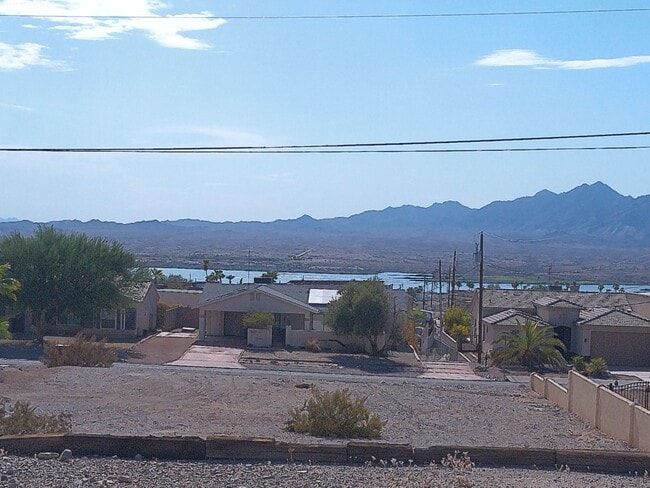 Building Photo - 1771 Miramar Dr