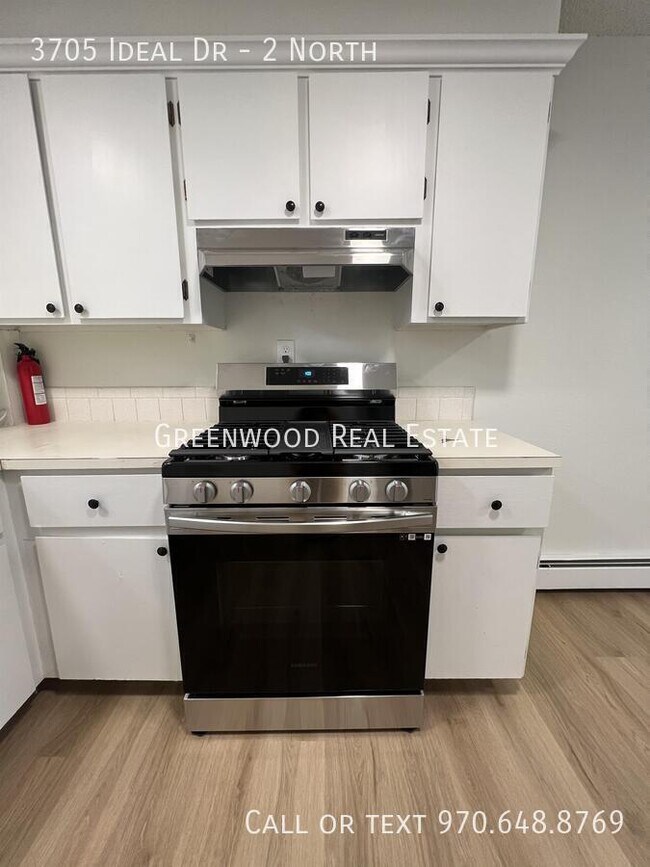 Building Photo - 3705 Ideal Dr