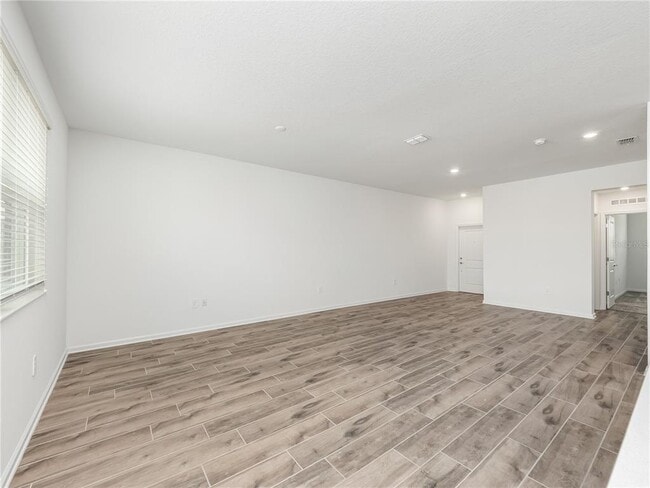 Building Photo - 15797 Water Spring Blvd