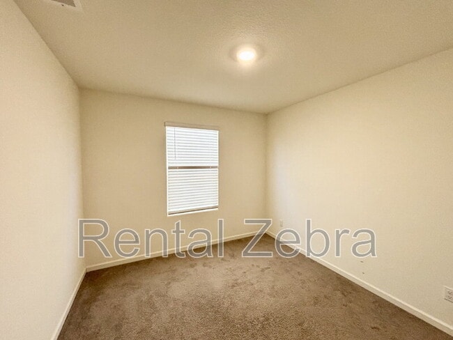 Building Photo - 277 Shafer Ave