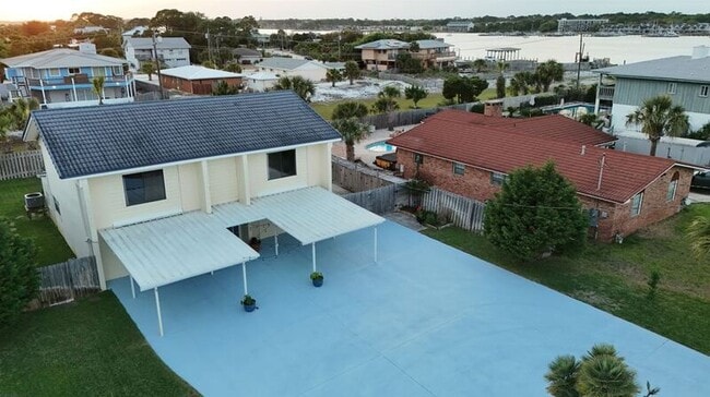 Building Photo - 723 Sailfish Dr