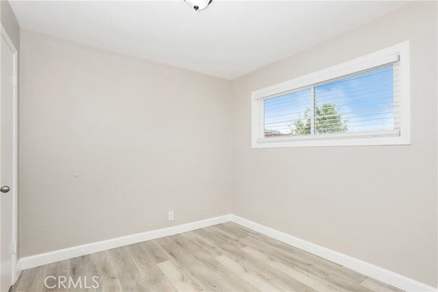 Building Photo - 634 Willow Dr