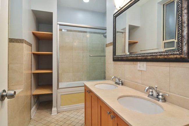 Building Photo - 1508 W Cortez St