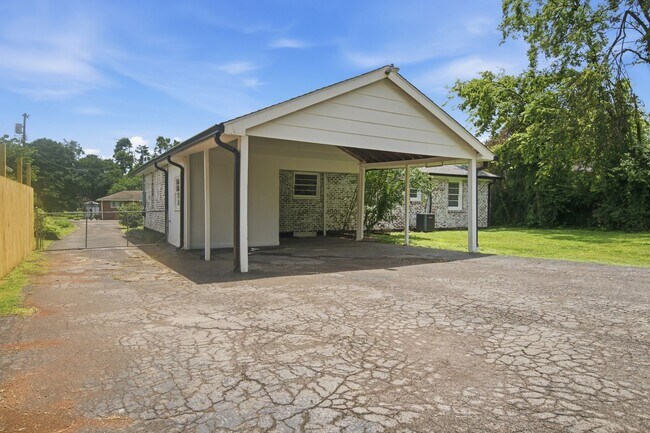 Building Photo - 4207 Glynda Dr