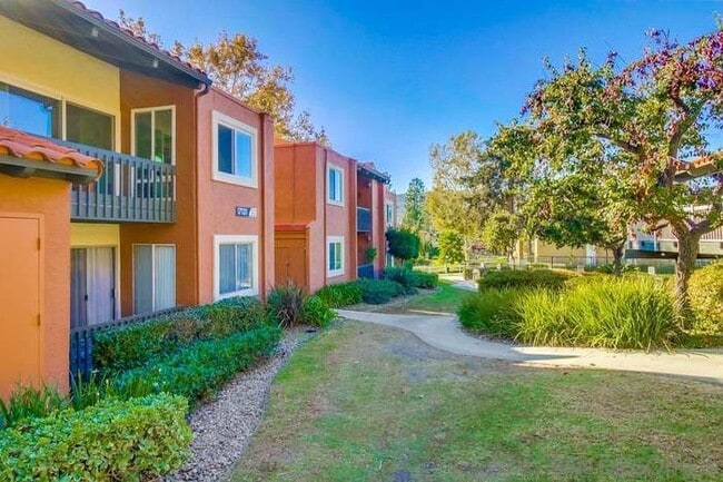 Building Photo - 17131 W Bernardo Dr