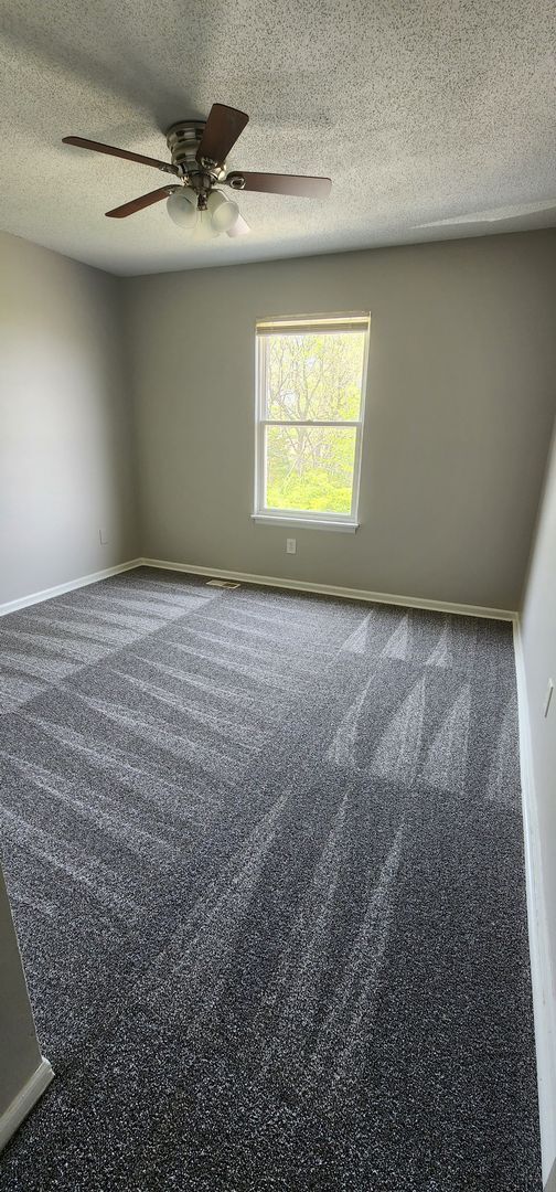 Building Photo - 3Bed/2Bath Duplex Near KU MED Available Soon!