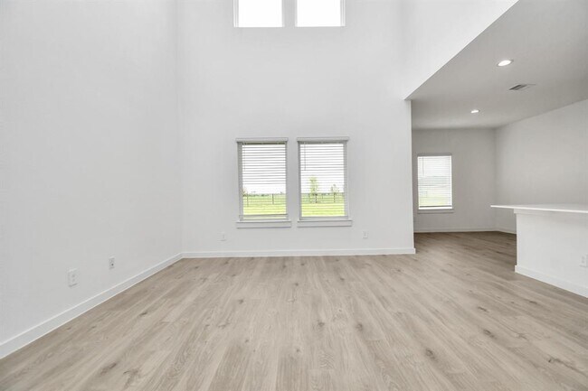 Building Photo - 3843 Pierce Pl Ln