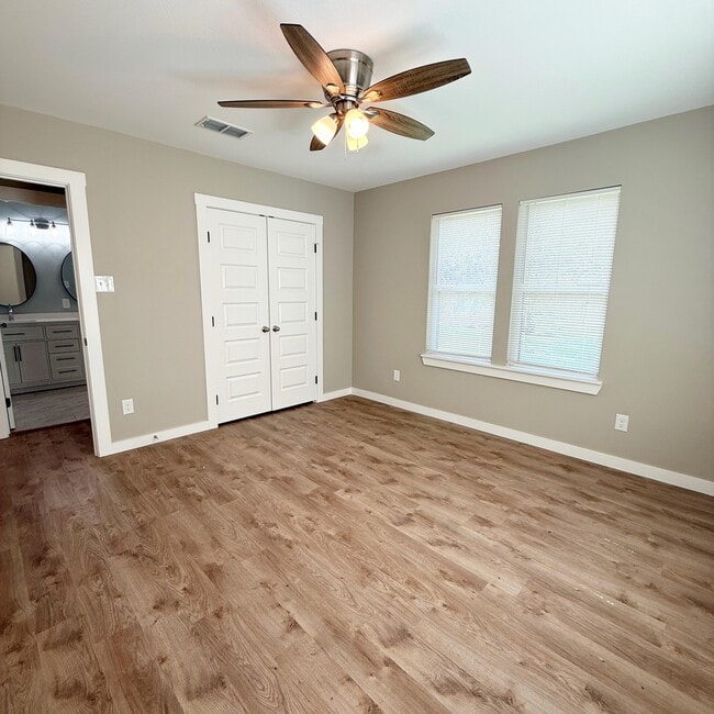 Building Photo - 2222 16th St