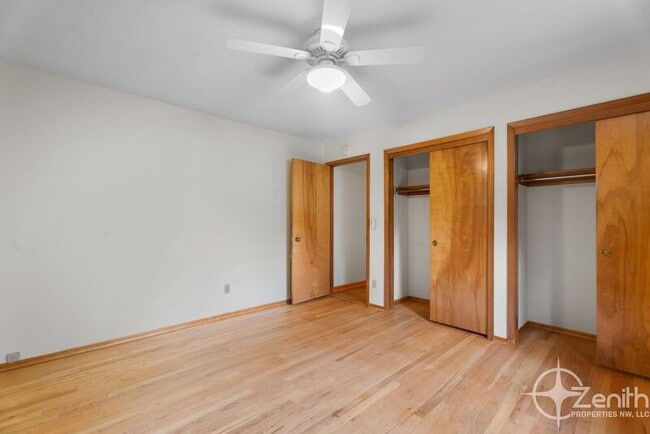 Building Photo - 6509 Louisiana Dr