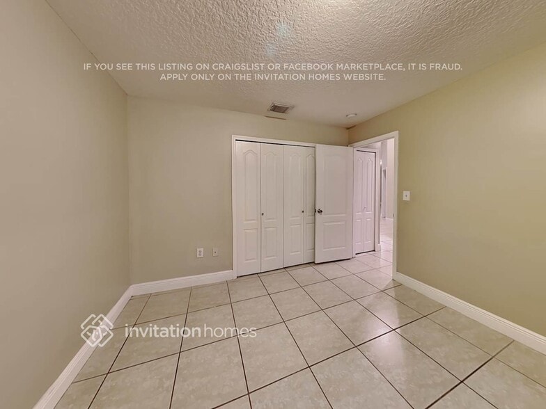 Building Photo - 14993 SW 59th St