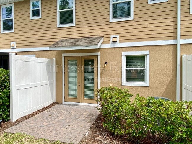 Building Photo - 6898 Tussilago Way