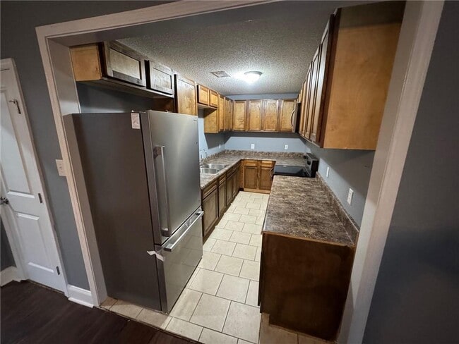 Building Photo - 1105 Adams St