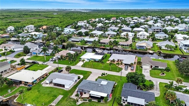 Building Photo - 6163 Plumosa Ave