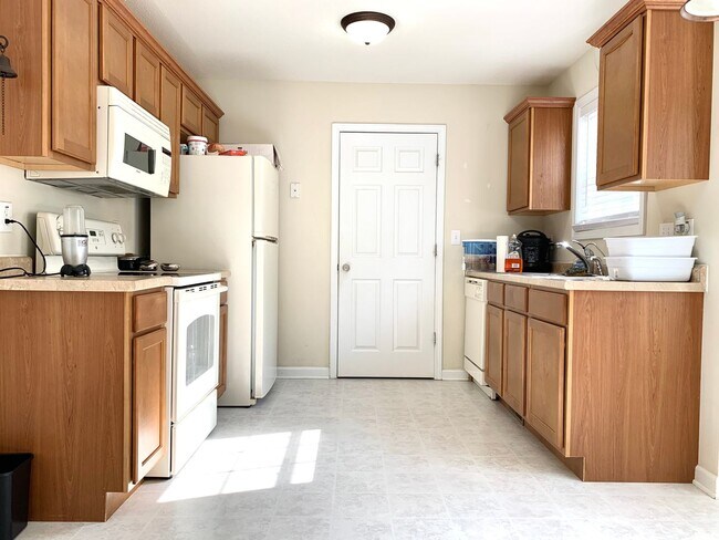 Building Photo - 1772 Ridge Runner Ct