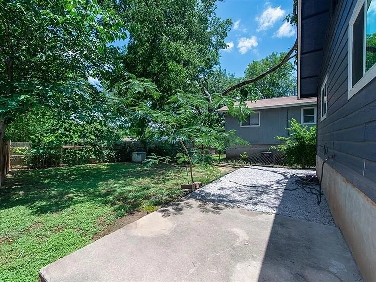 Building Photo - 7107 Dan Jean Dr
