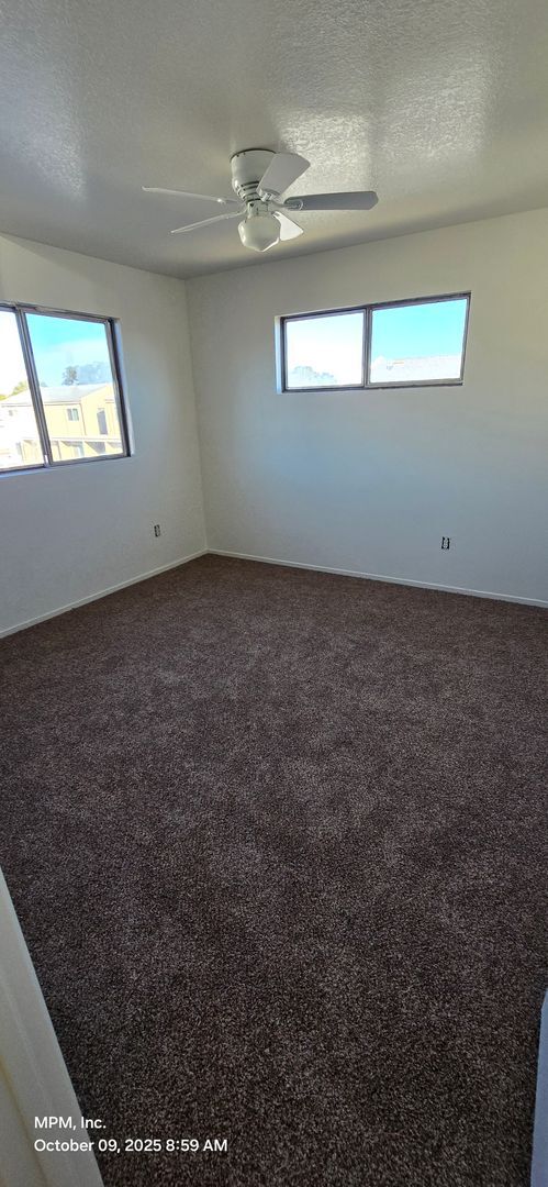 Building Photo - 206 Myrtlewood Dr