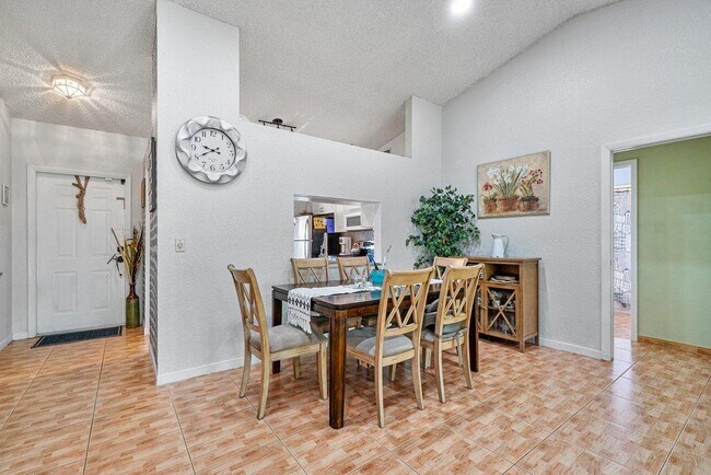 Building Photo - 8366 Blue Cypress Dr