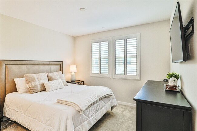 Building Photo - 11290 Hidden Peak Ave