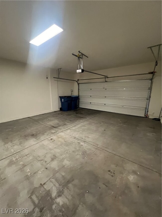 Building Photo - 9126 Reinberg St