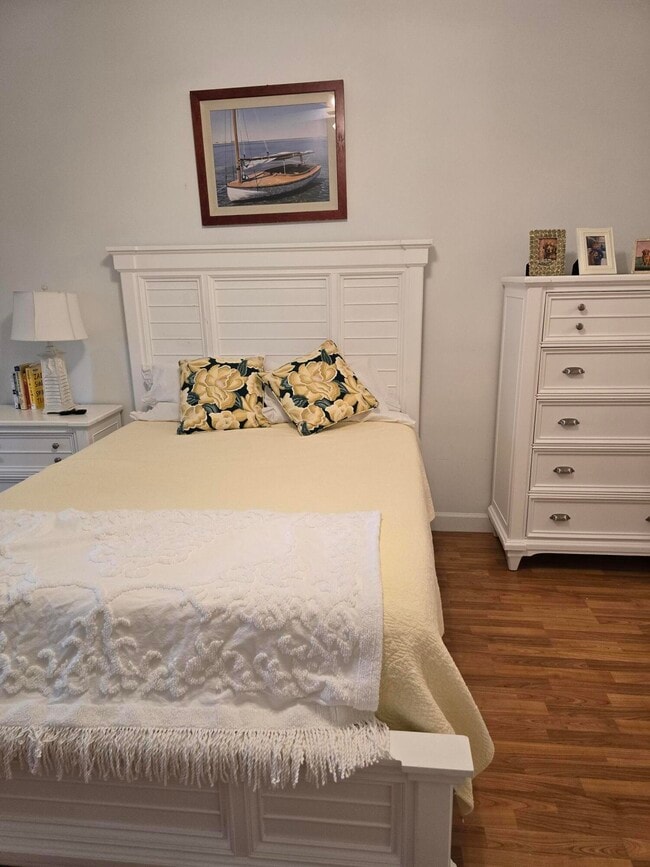 Building Photo - 7484 La Paz Blvd