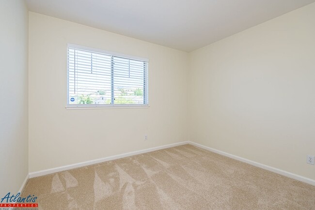 Building Photo - 6325 Windrow Ct
