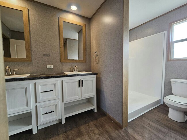 Building Photo - 1009 Wabash Ct