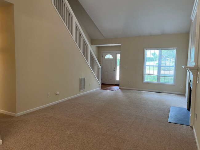 Building Photo - 4 Bed | 2.5 Bath House with Garage near NC...