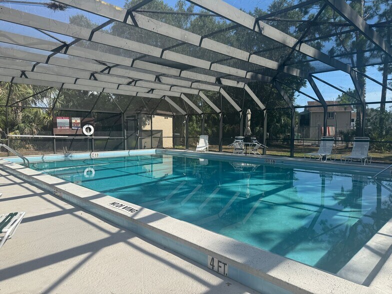 Building Photo - 2 Bedroom, 2 Bath Condo Available Soon!