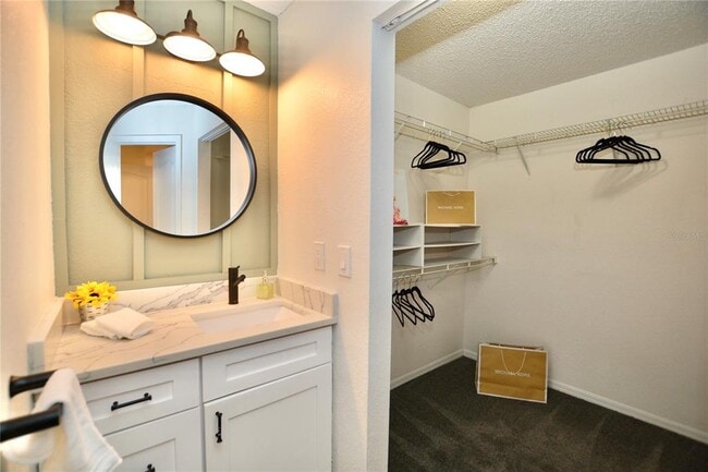 Building Photo - 895 Normandy Trace Rd