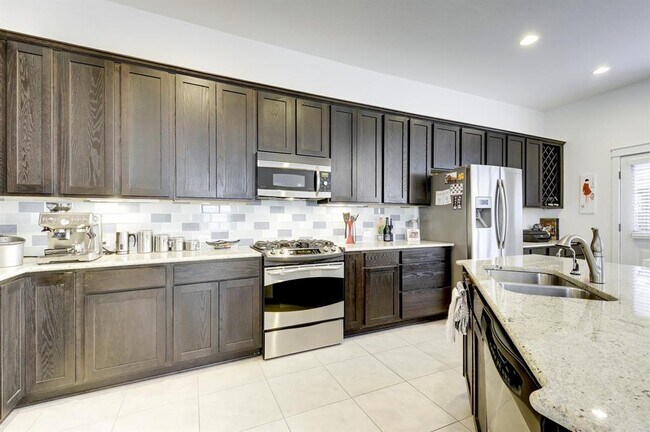 Building Photo - 4136 Berkman Dr