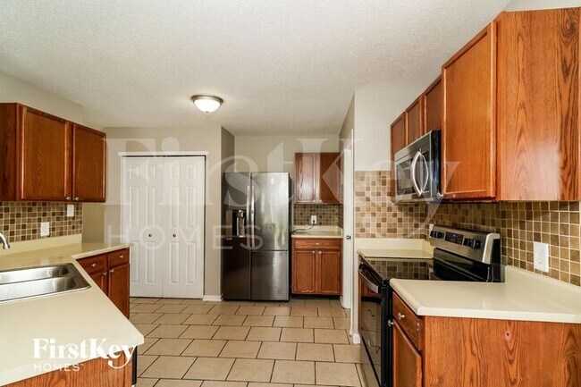 Building Photo - 8843 Browns Valley Ln