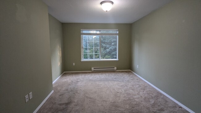 Master bedroom 1 - 15433 Country Club Dr