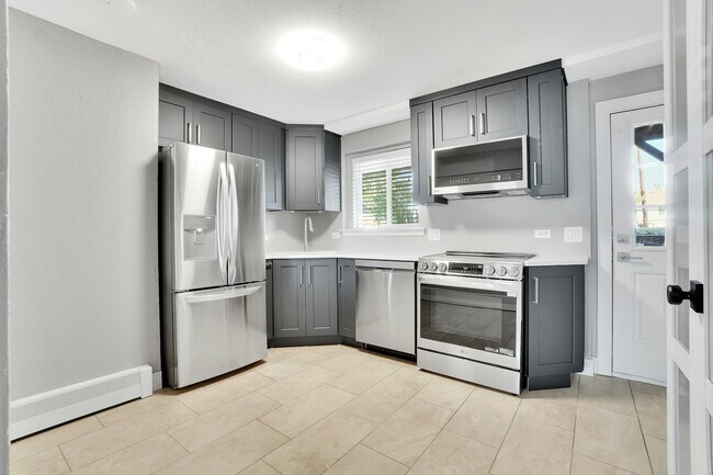 Building Photo - 8973 Mccoy Pl