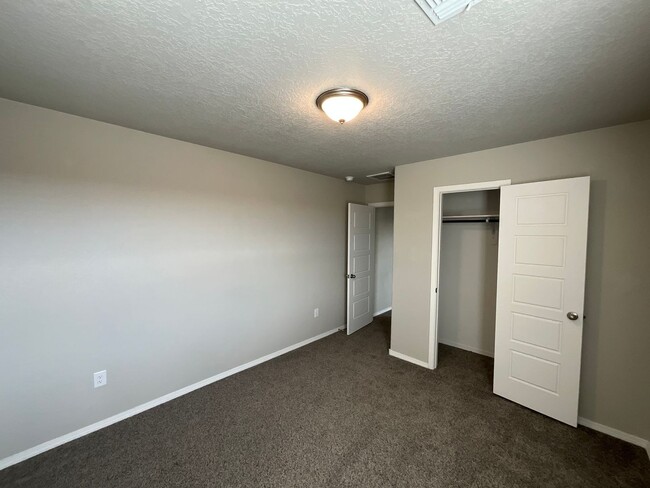 Building Photo - 4 Bedroom Newly Built Home Available Near ...