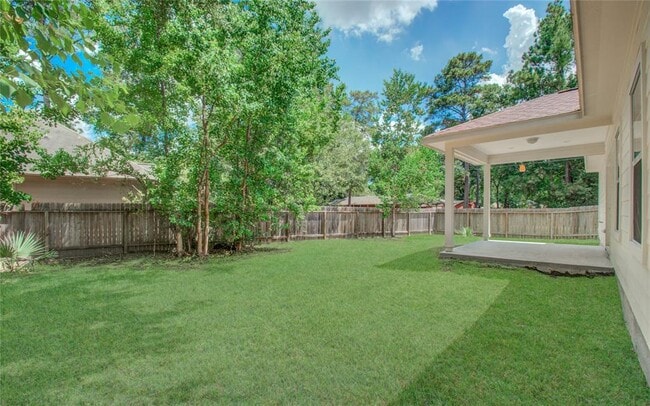 Building Photo - 10572 Twin Oak Dr