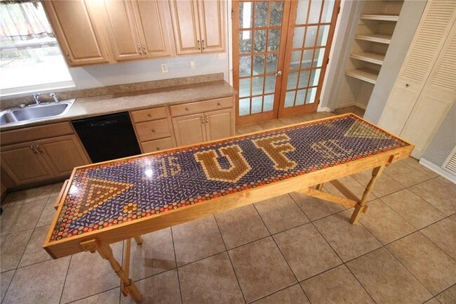 Building Photo - 1714 NW 38th St