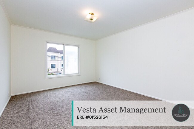 Building Photo - 512-514-514 Taraval St