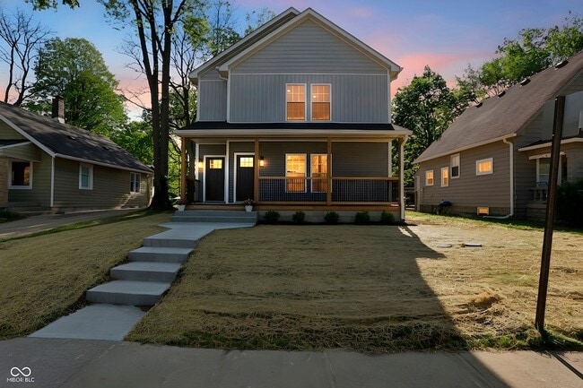 Building Photo - 4623 Rookwood Ave