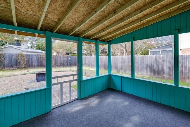Building Photo - 13210 Marrero Dr