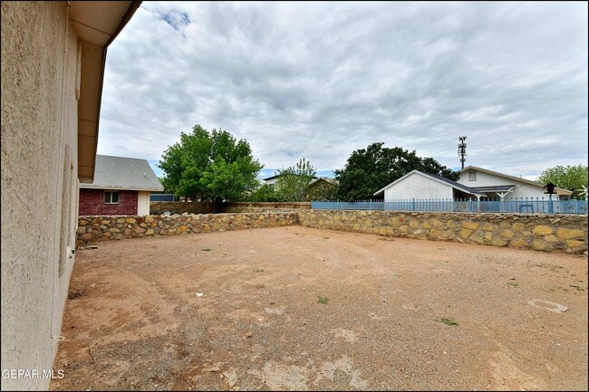 Building Photo - 2317 Joshua Louis Dr