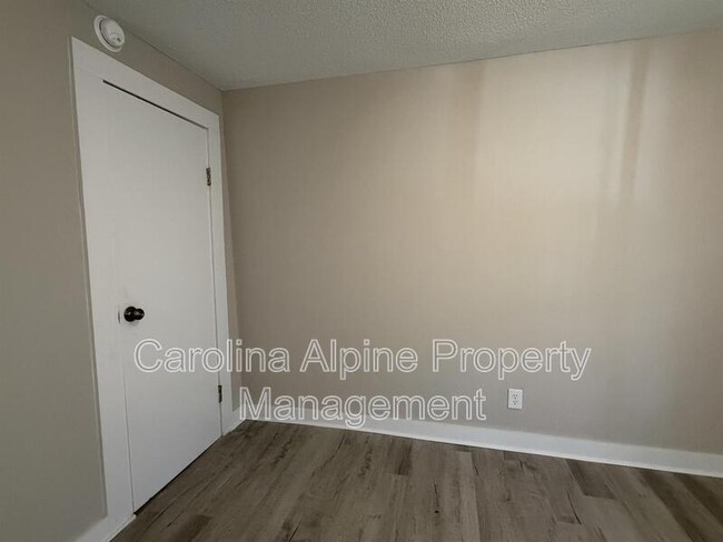 Building Photo - 510 Ridgecrest Dr